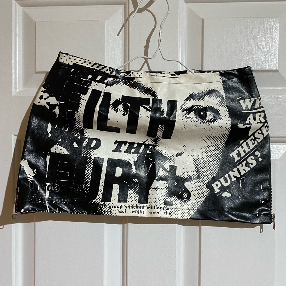 Punk rock mini skirt NWT